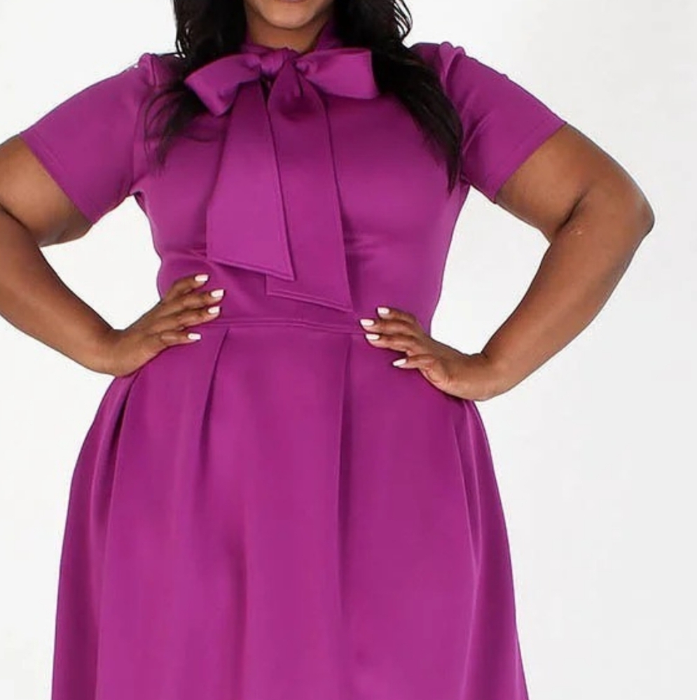 Women's bow tie dress
